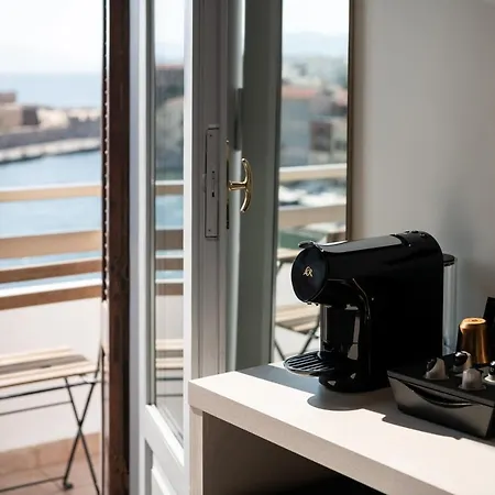 Hotel Amphitrite 3*