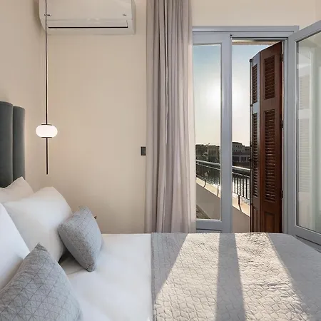 Hotel Amphitrite 3*
