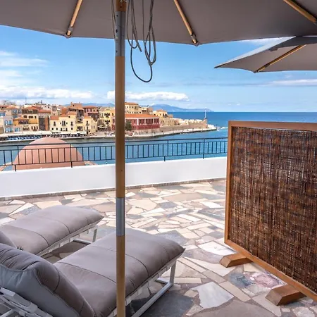 Amphitrite Hotel